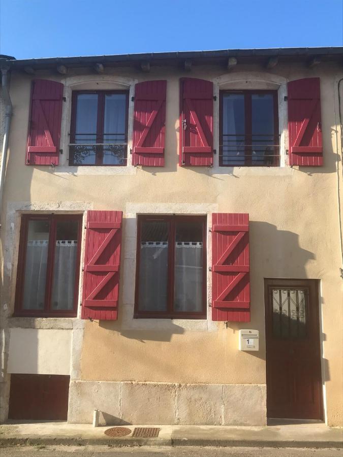 Вилла La Taniere Sorcy-Saint-Martin Экстерьер фото